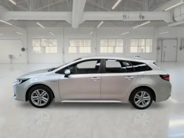 Toyota Corolla Touring Sport Bussines 1.8 hybrid