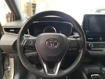 Toyota Corolla Touring Sport Bussines 1.8 hybrid