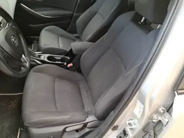 Toyota Corolla Touring Sport Bussines 1.8 hybrid