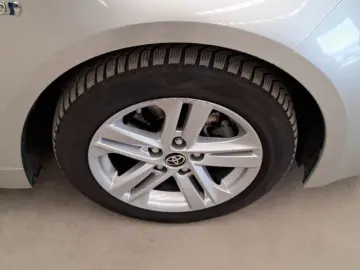 Toyota Corolla Touring Sport Bussines 1.8 hybrid