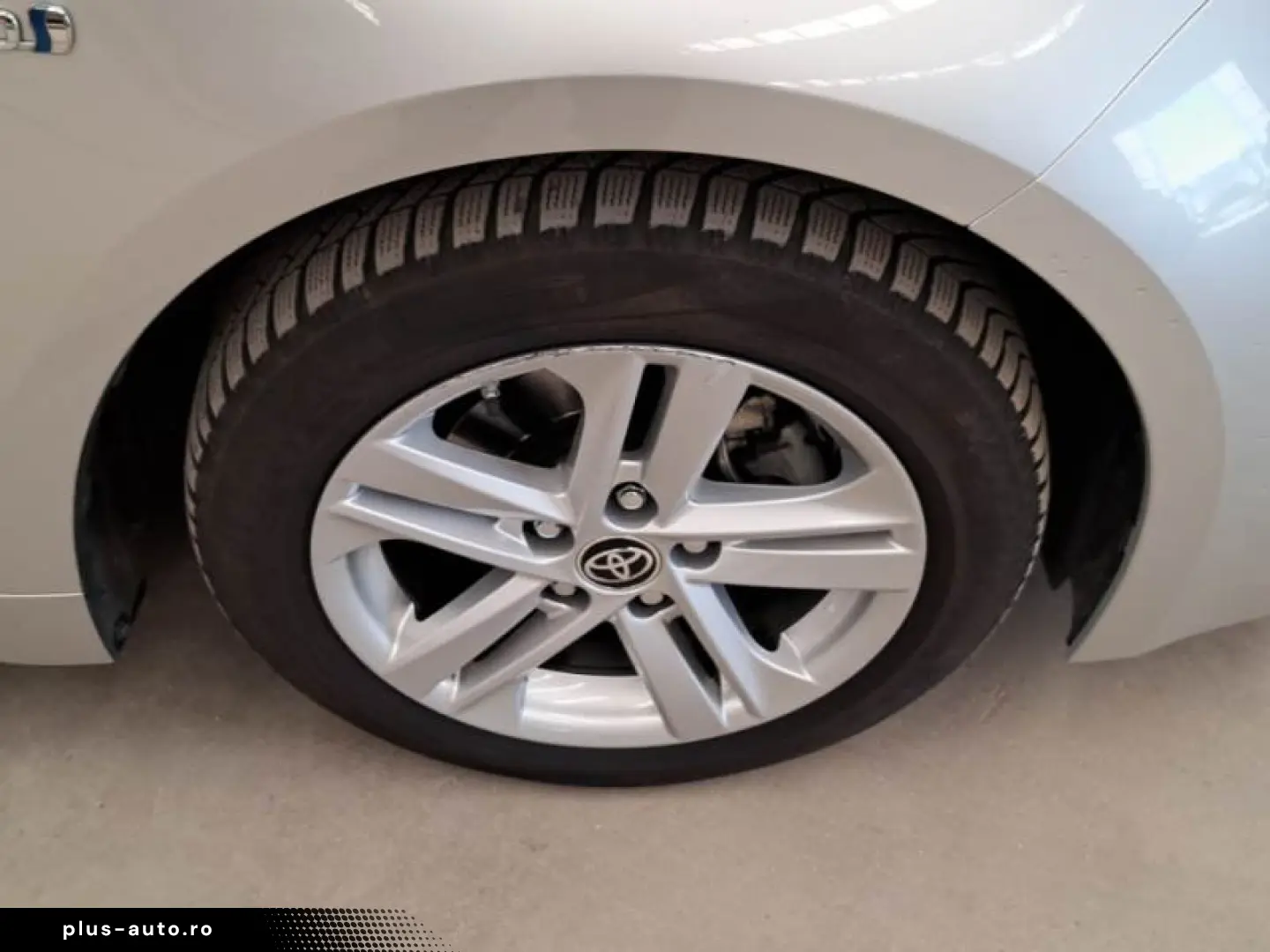 Toyota Corolla Touring Sport Bussines 1.8 hybrid