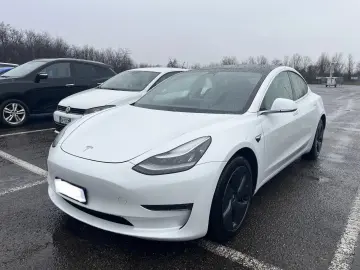 Tesla  Model 3 Long Range Dual Motor AWD 4x4 model 2020