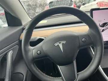 Tesla  Model 3 Long Range Dual Motor AWD 4x4 model 2020