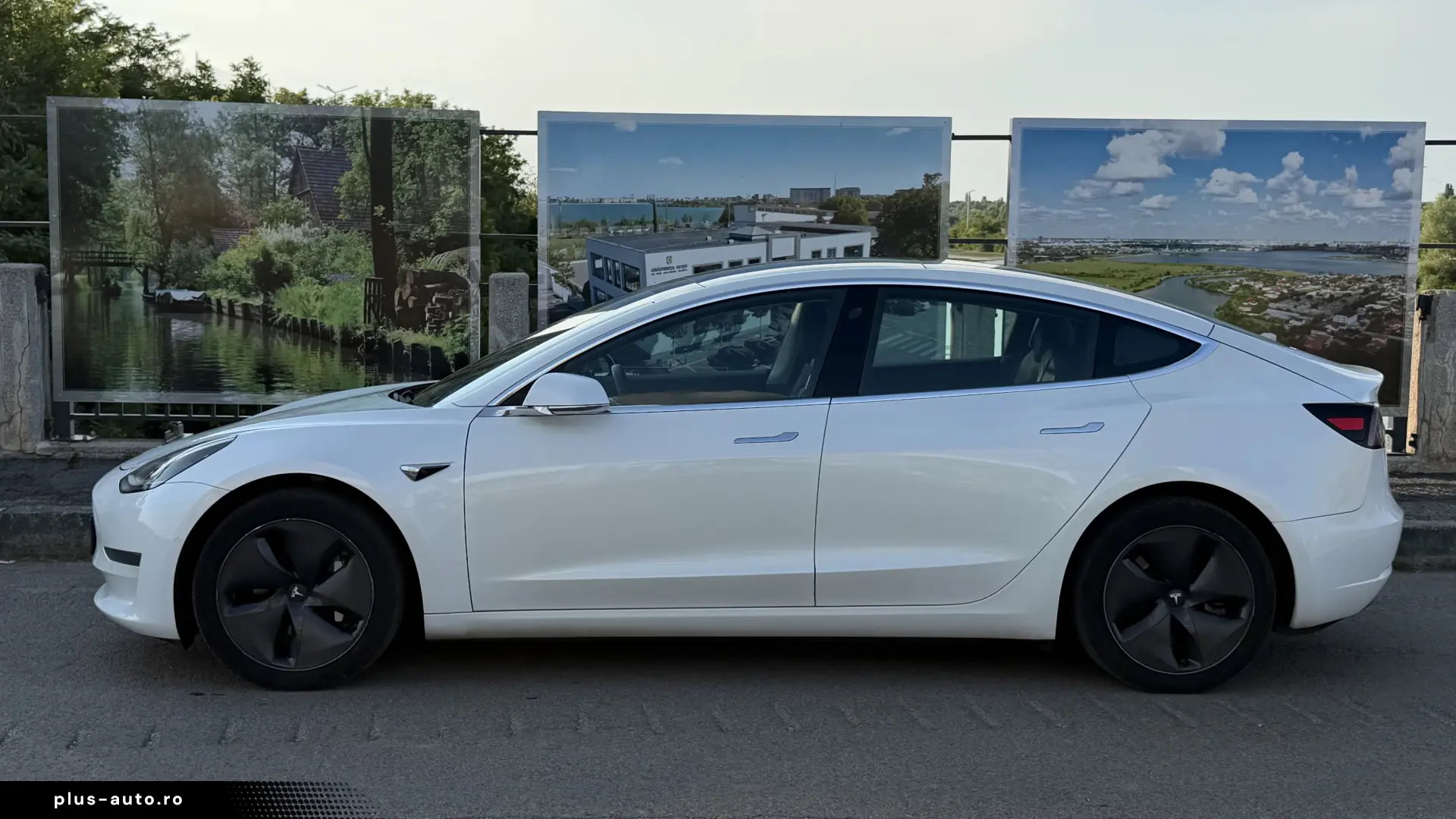 Tesla  Model 3 Long Range Dual Motor AWD 4x4 model 2020