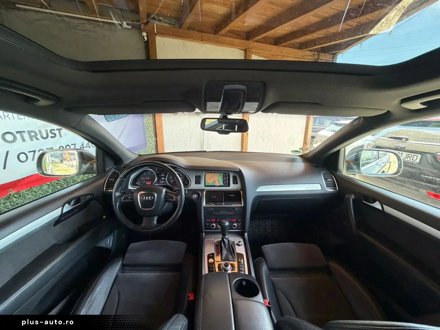 Audi Q7 3.0 TDI quattro 239 CP 7 Locuri Perne Alcantara Navi