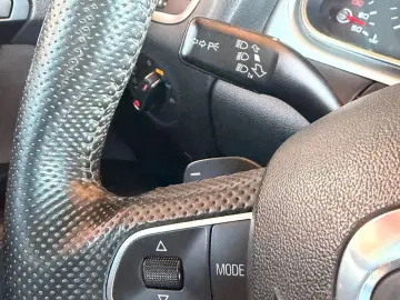 Audi Q7 3.0 TDI quattro 239 CP 7 Locuri Perne Alcantara Navi