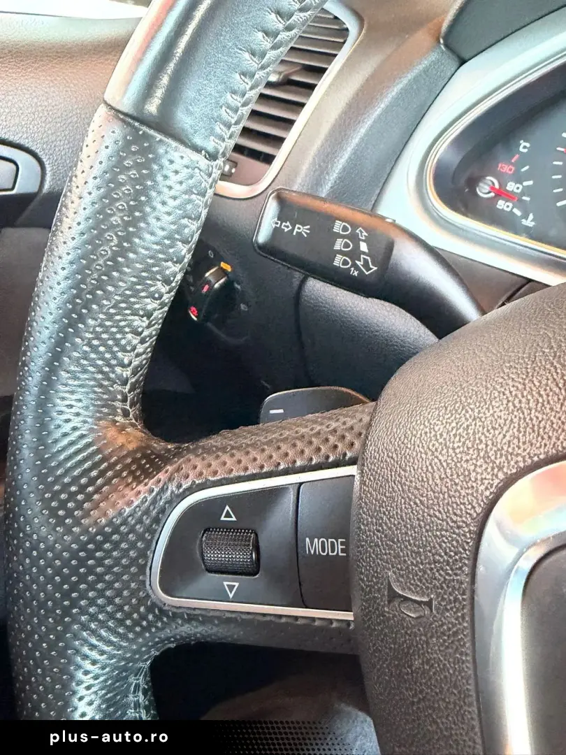 Audi Q7 3.0 TDI quattro 239 CP 7 Locuri Perne Alcantara Navi
