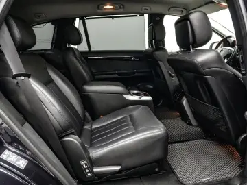 Mercedes-Benz R