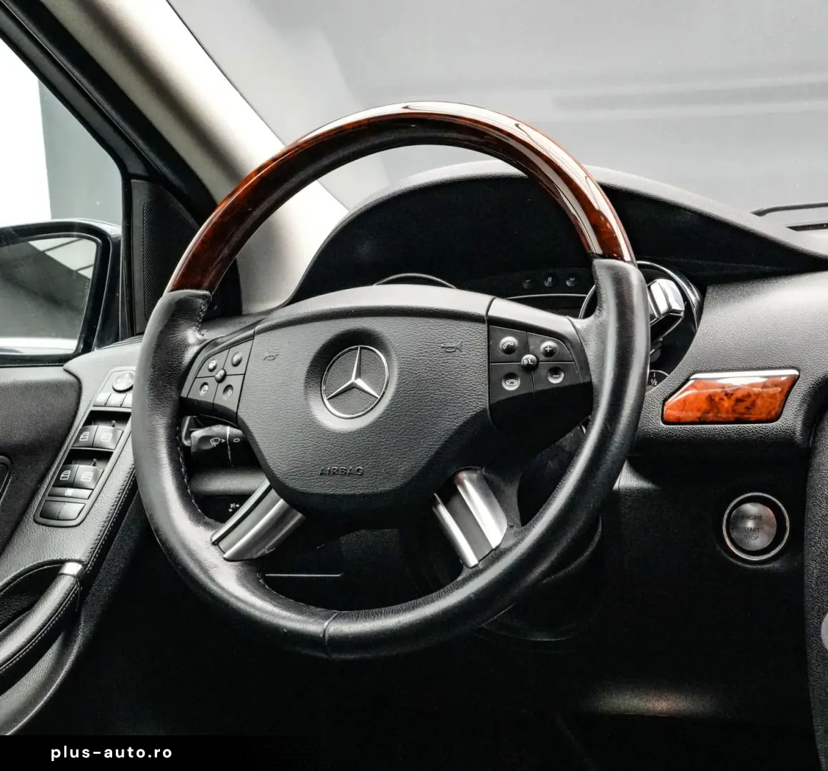 Mercedes-Benz R