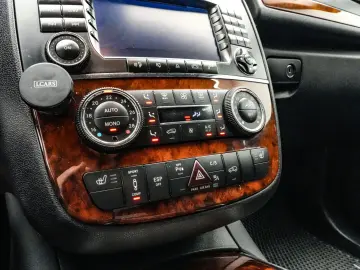 Mercedes-Benz R