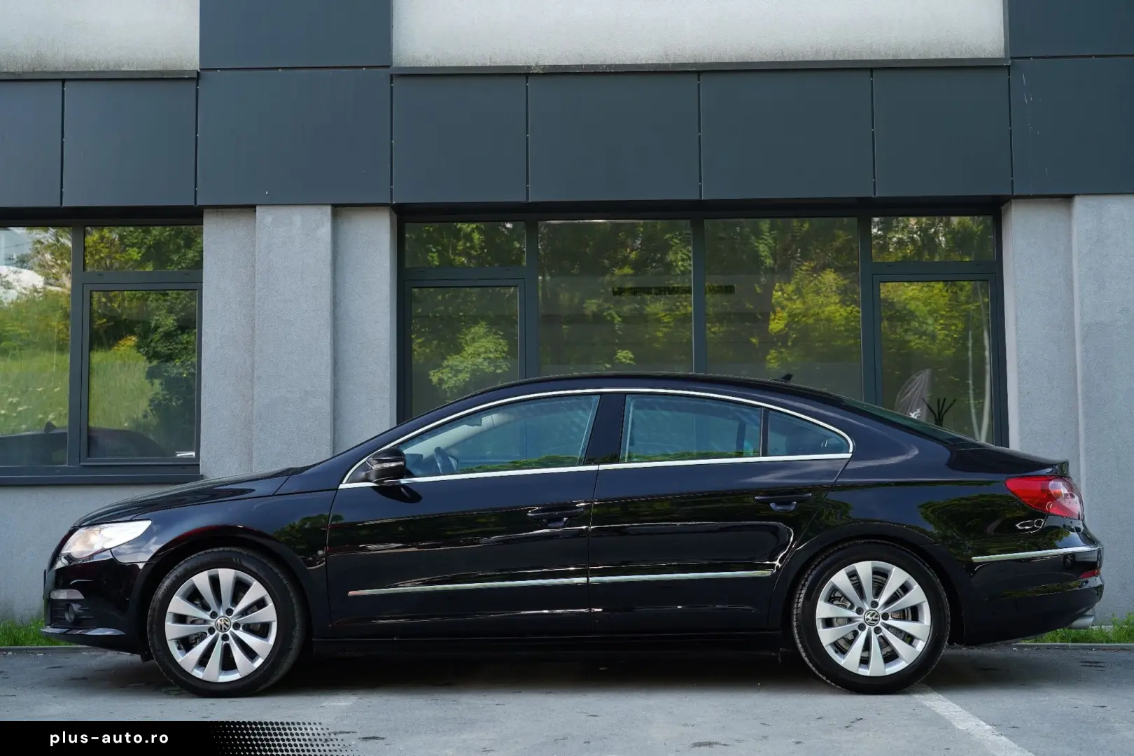 Volkswagen Passat-Cc