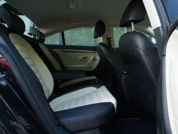 Volkswagen Passat-Cc