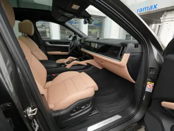 PORSCHE E-Hybrid Coupé