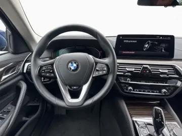 BMW 530dLuxury LivePro HUD HiFi Laser