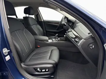 BMW 530dLuxury LivePro HUD HiFi Laser