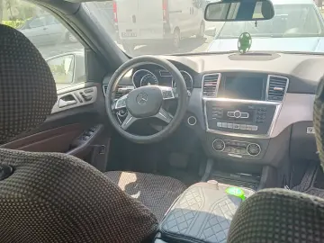 Mercedes-Benz ML 250