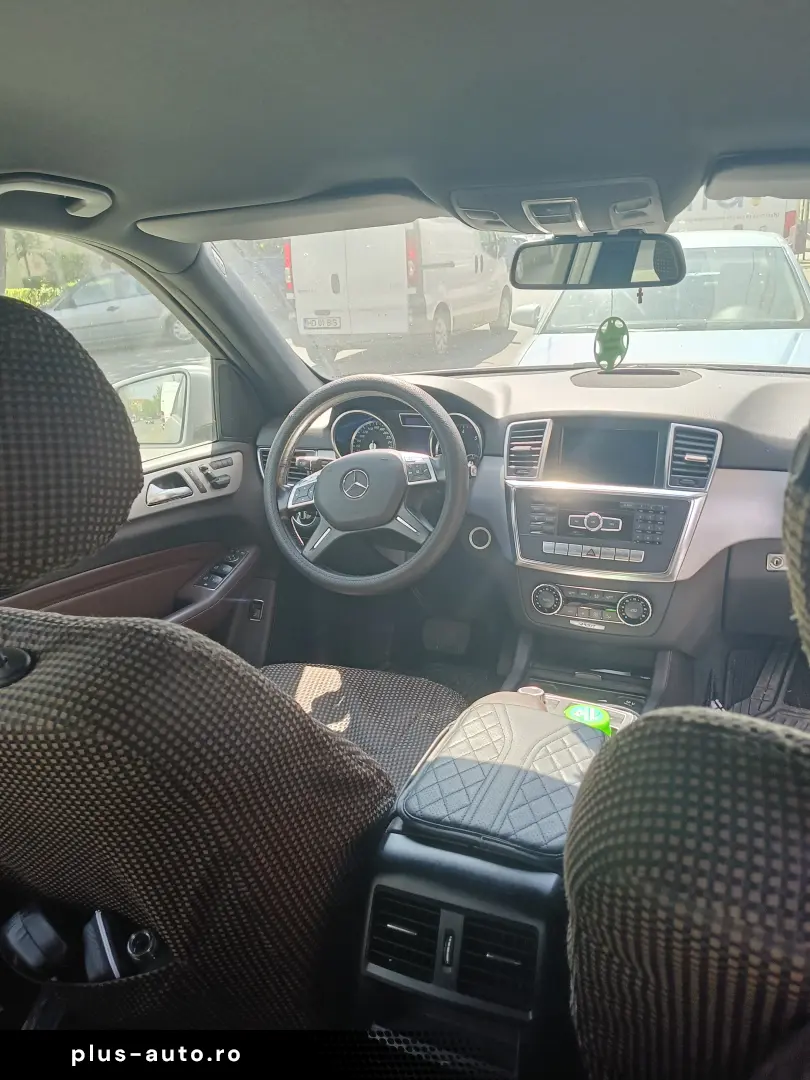 Mercedes-Benz ML 250