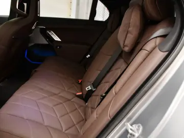 BMW 740d xDrive M Sport FOND TV EXECUTIVE 360