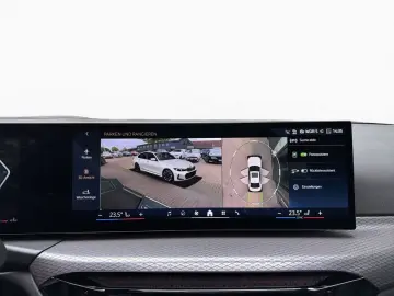 BMW 330i xDr Lim M SPORT HUD 360