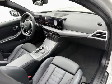 BMW 330i xDr Lim M SPORT HUD 360
