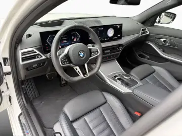 BMW 330i xDr Lim M SPORT HUD 360