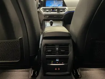 BMW 330i xDrive M Sport Package Laser HiFi R-Camera