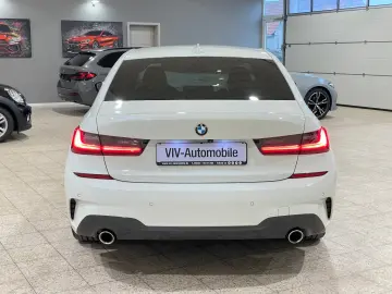 BMW 330i xDrive M Sport Package Laser HiFi R-Camera