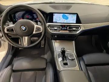 BMW 330i xDrive M Sport Package Laser HiFi R-Camera