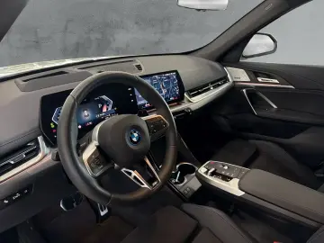 BMW X1 xDrive30e M Sport 18''LC PROF HuD AHK 360