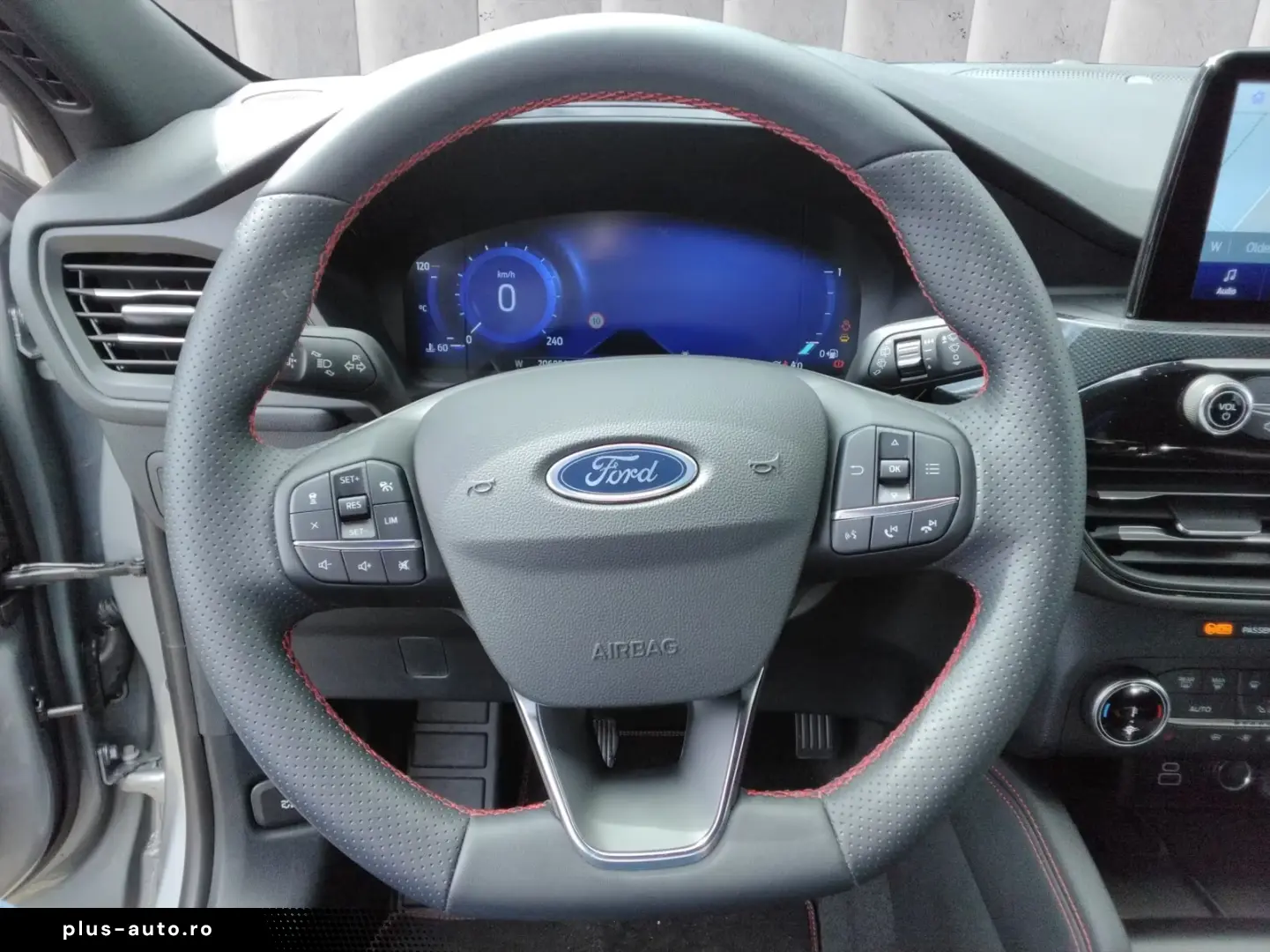 Ford Kuga ST-Line X PANO AHK KAM ACC NAVI