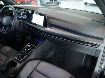 Volkswagen Golf R 4M JP Performance
