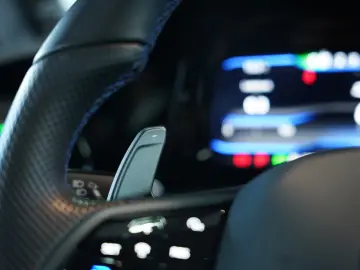 Volkswagen Golf R 4M JP Performance