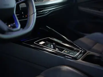 Volkswagen Golf R 4M JP Performance