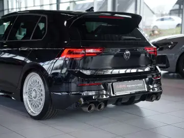Volkswagen Golf R 4M JP Performance