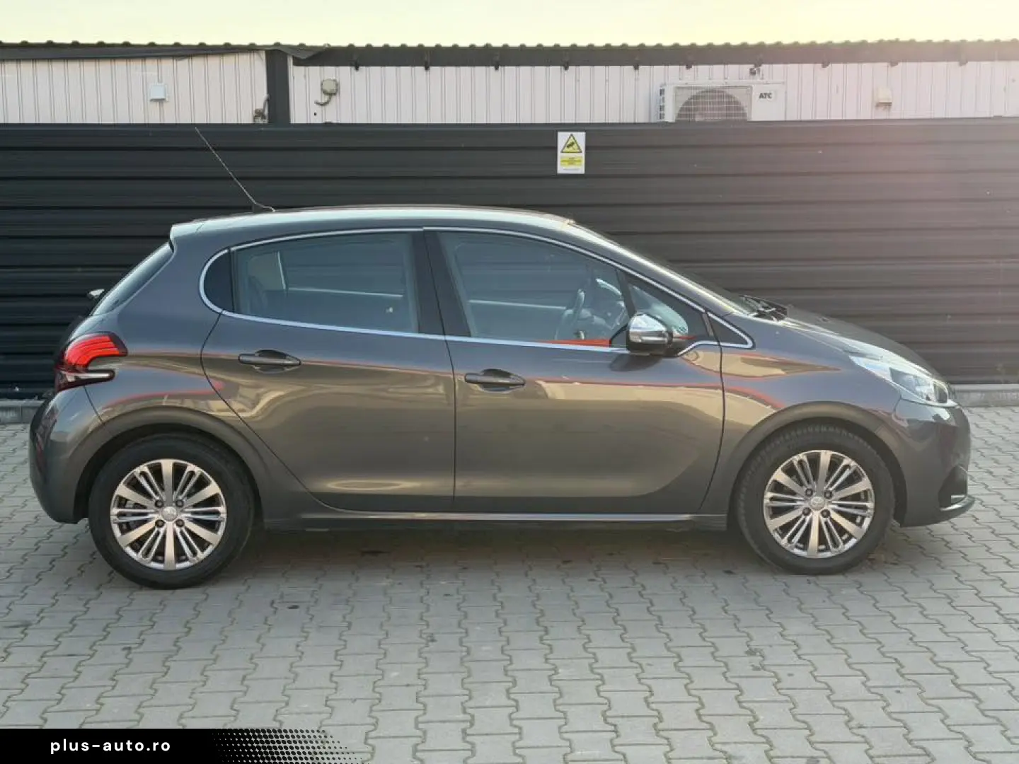Peugeot 208 Automat