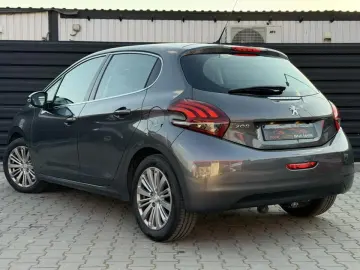 Peugeot 208 Automat