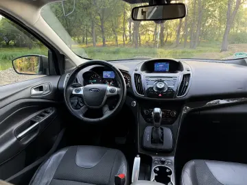 FORD KUGA AUTOMAT 4X4