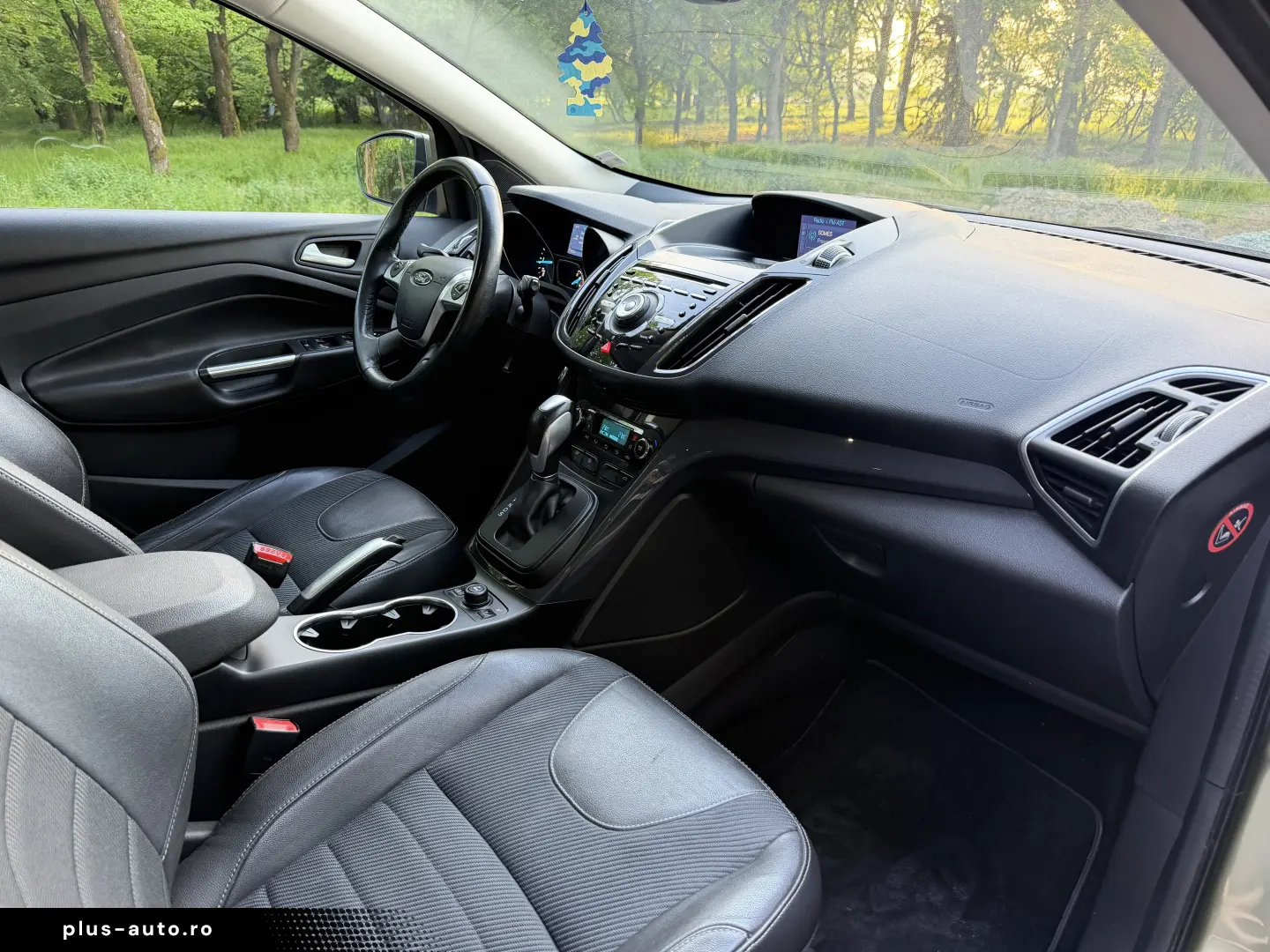 FORD KUGA AUTOMAT 4X4