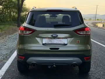 FORD KUGA AUTOMAT 4X4