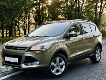 FORD KUGA AUTOMAT 4X4