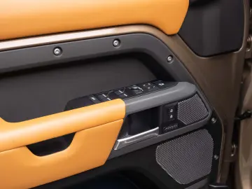LAND ROVER Defender - Dynamic Winter Pack
