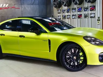Porsche Panamera 4s