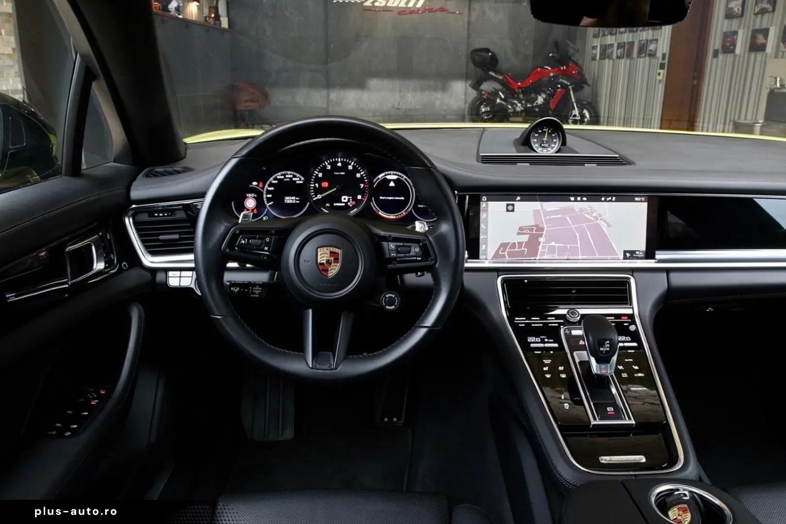 Porsche Panamera 4s
