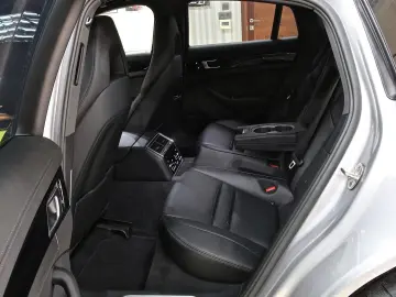 Porsche Panamera 4s