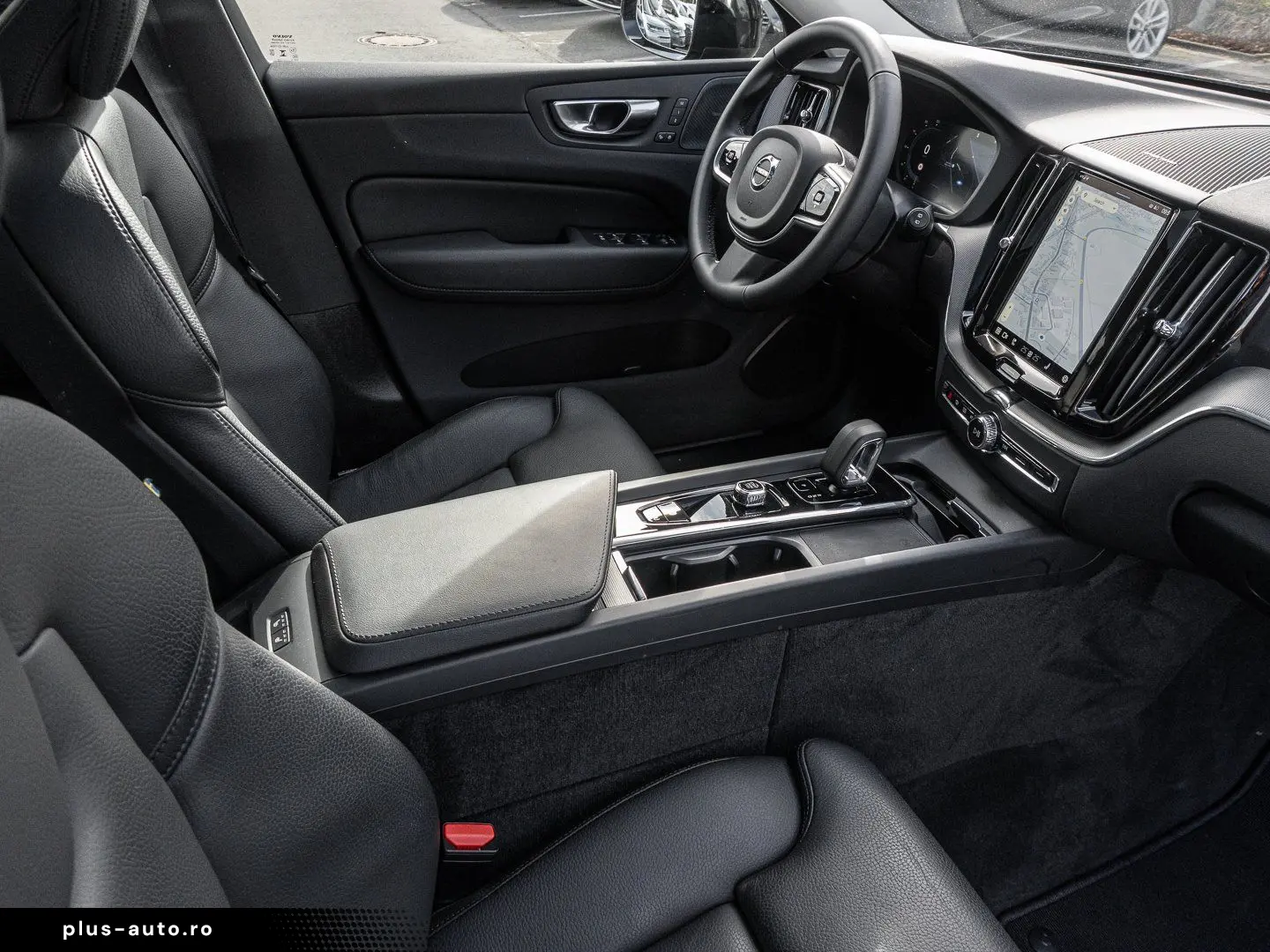 VOLVO XC60 T8 AWD Plus Dark 360 4xSHZ ACC AUT EL.HECK