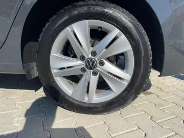 Volkswagen Golf Life 1.0 TSI