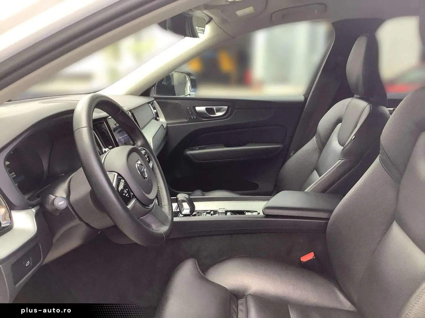 VOLVO XC60 Plus Dark Diesel AWD