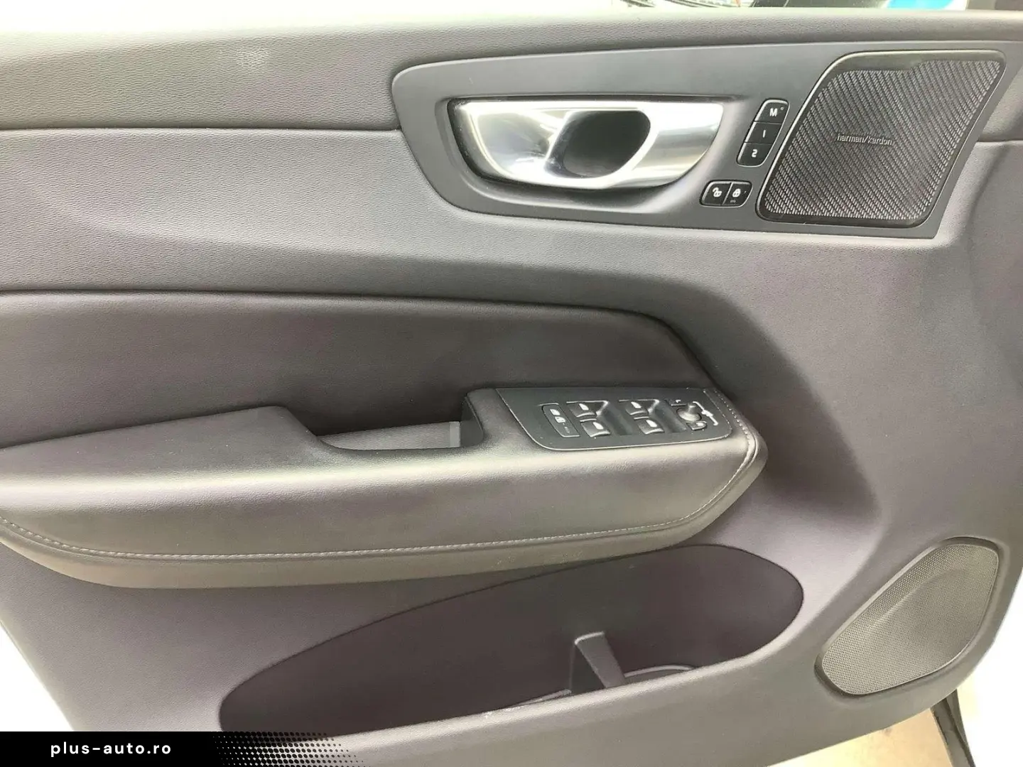 VOLVO XC60 Plus Dark Diesel AWD