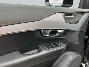 VOLVO XC90 B5 D AWD Ultimate Bright