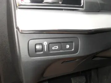 VOLVO XC90 T8  AWD Panorama   360    HUD